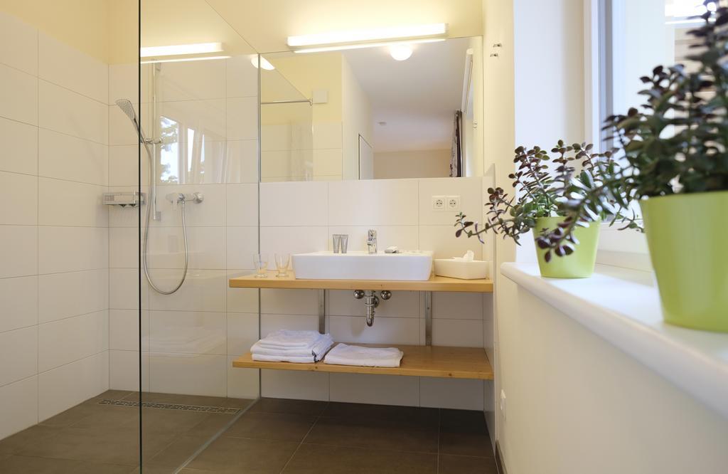 Nachtquartier Zur Dankbarkeit Apartment Подерсдорф ам Зее Екстериор снимка
